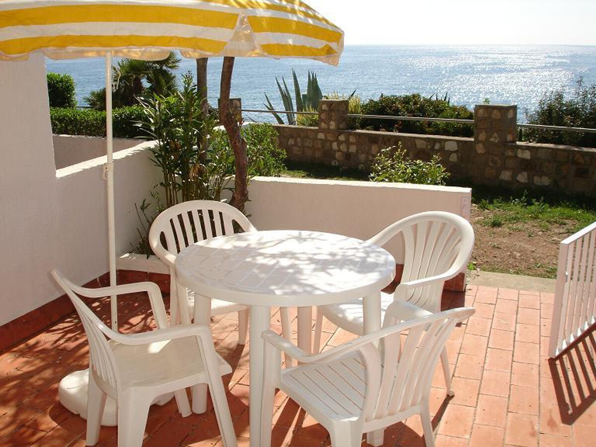 Bungalow en bord de mer à 50m de Cala Llobeta - Photo 1