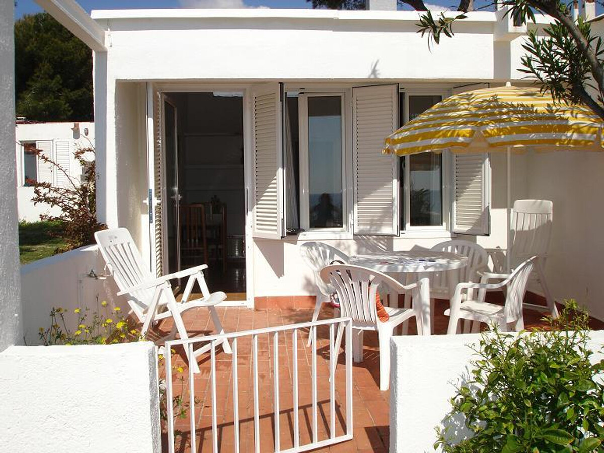 Bungalow en bord de mer à 50m de Cala Llobeta - Photo 2