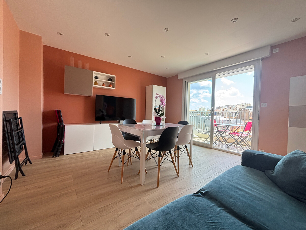 Appartement rénové 3 étoiles, parking privé aux Sables-d'Olonne - Photo 3