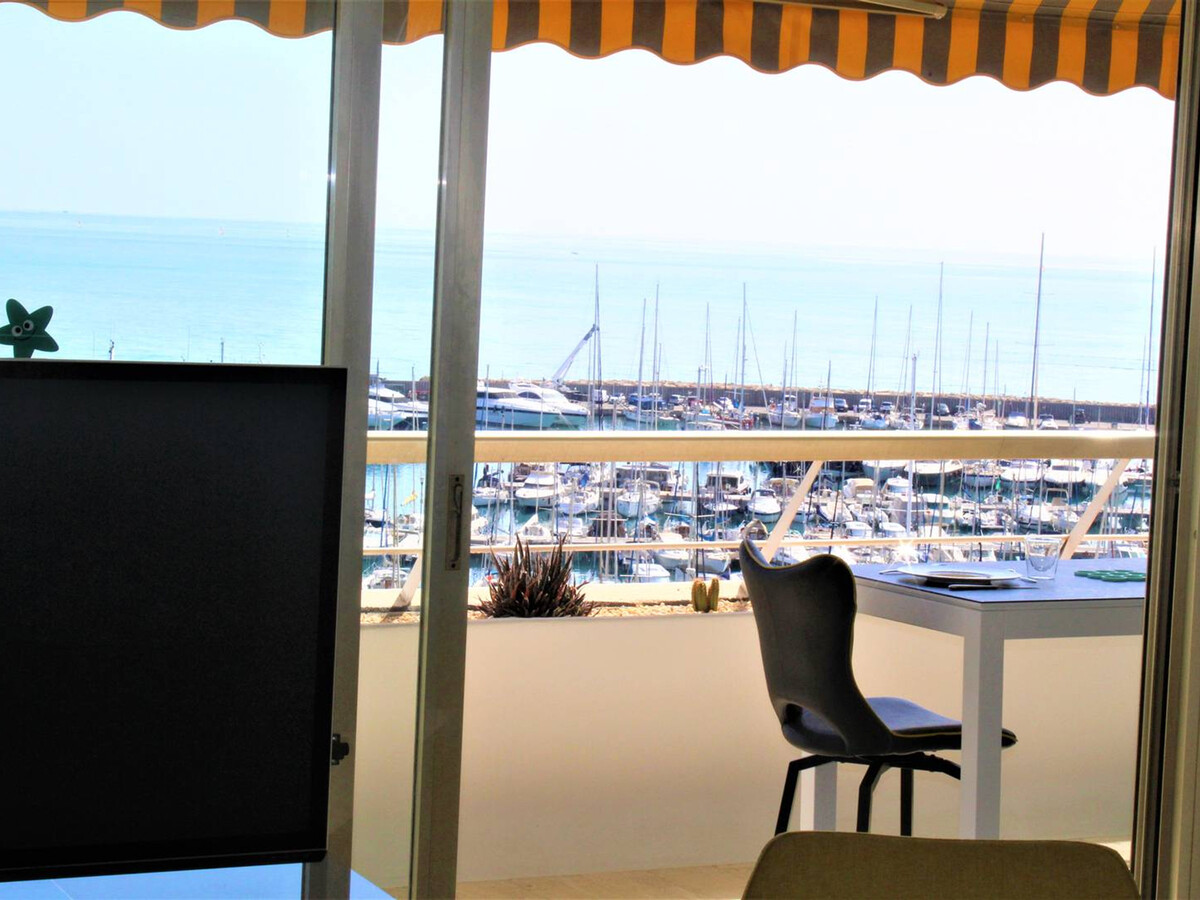 3 Pièces Terrasse Véranda, Vue Mer à Villeneuve-Loubet - Photo 16