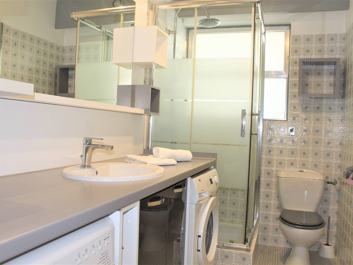 Appartement moderne T3 à Villeneuve-Loubet, terrasse 20 m² - Photo 15