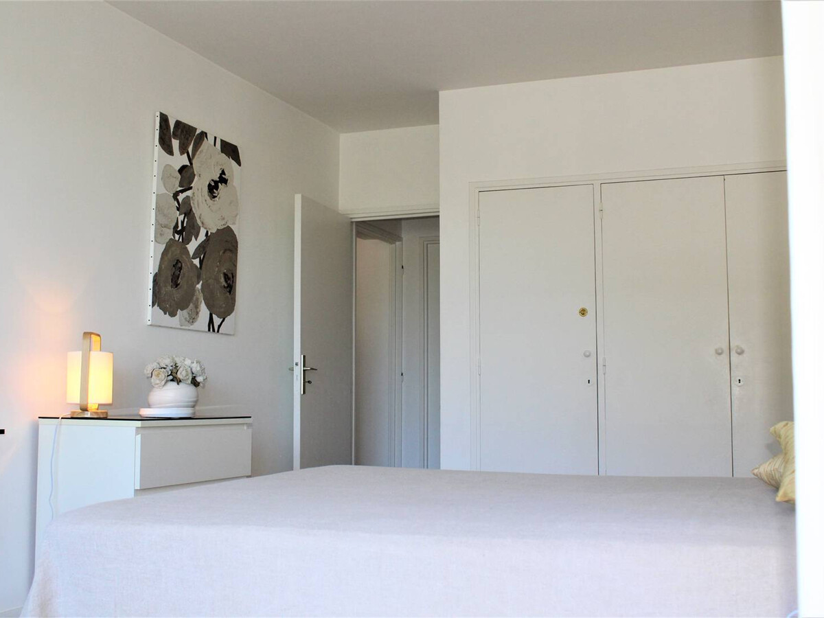 Appartement moderne T3 à Villeneuve-Loubet, terrasse 20 m² - Photo 16