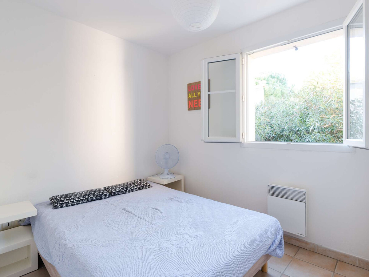 T2 rez-de-jardin avec piscine et garage à Narbonne-Plage - Photo 4