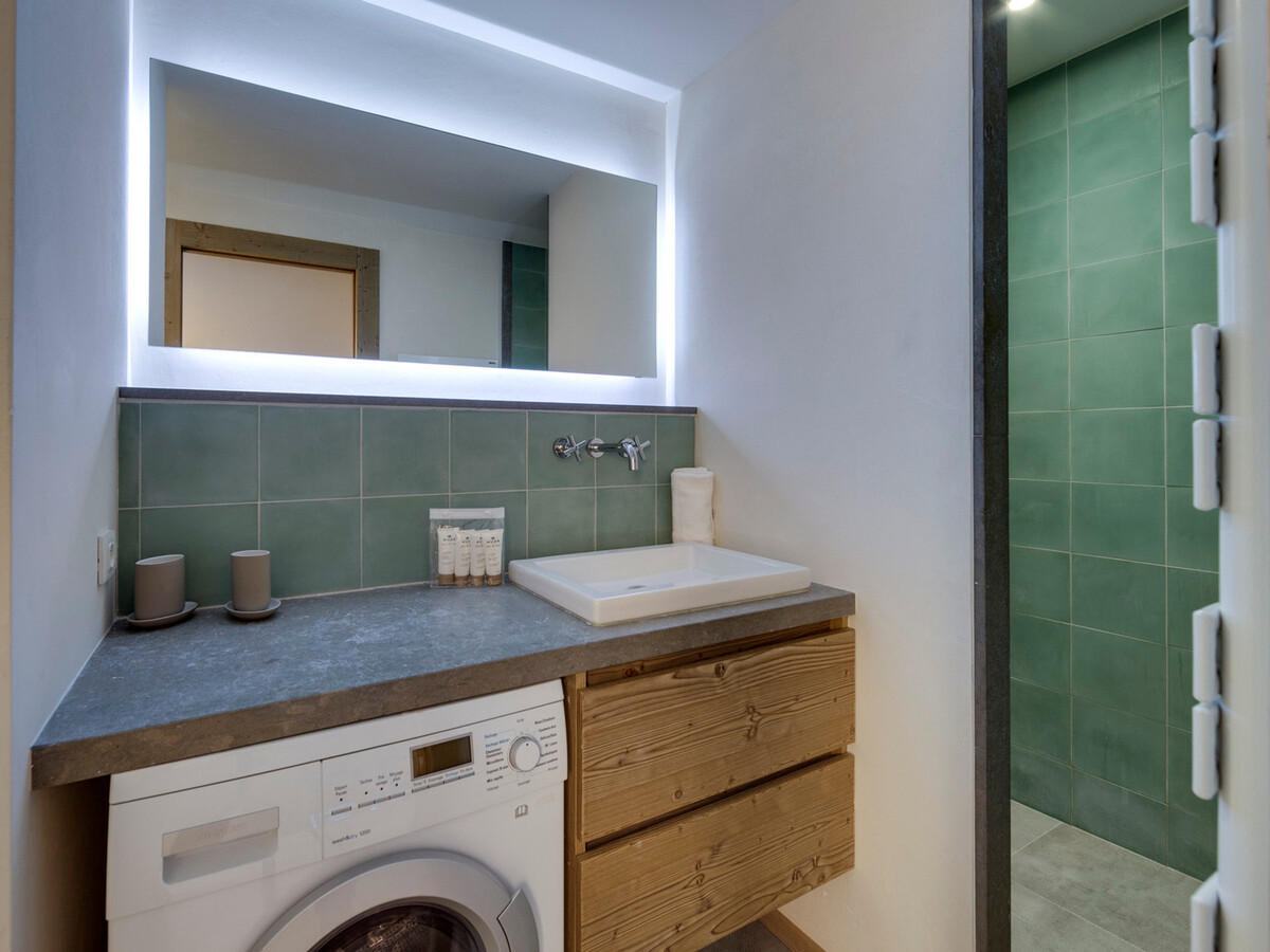Duplex 3 pièces rénové avec parking à Val-d'Isère - Photo 5
