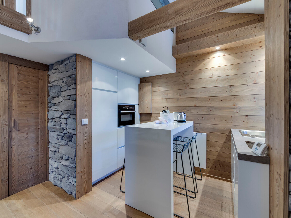 Duplex 3 pièces rénové avec parking à Val-d'Isère - Photo 9