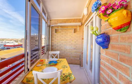 Studio compact avec balcon et piscine commune à Torrevieja : photo 2