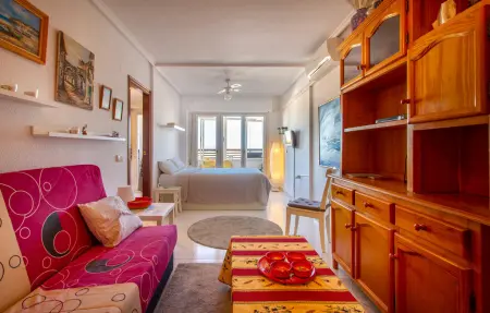 Studio compact avec balcon et piscine commune à Torrevieja : photo 5