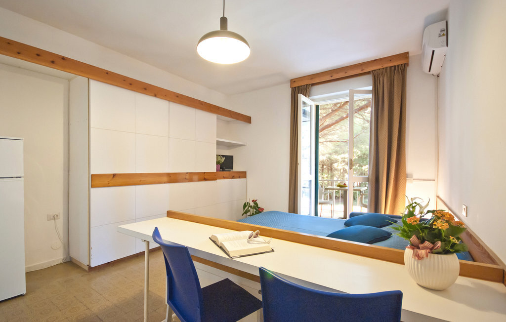 Studio 25m² à Lacona, balcon face à la plage de sable - Photo 3
