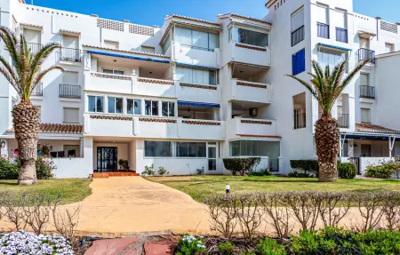 Cozy Apartement in Almerimar, Location Appartement 5 personnes à Almerimar - Photo 2