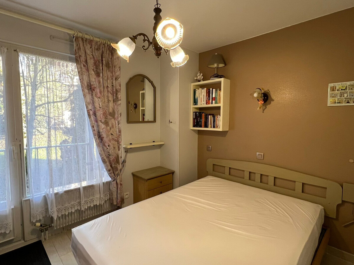 T2 Bis 35 m² avec balcon et parking à Aix-les-Bains - Photo 3