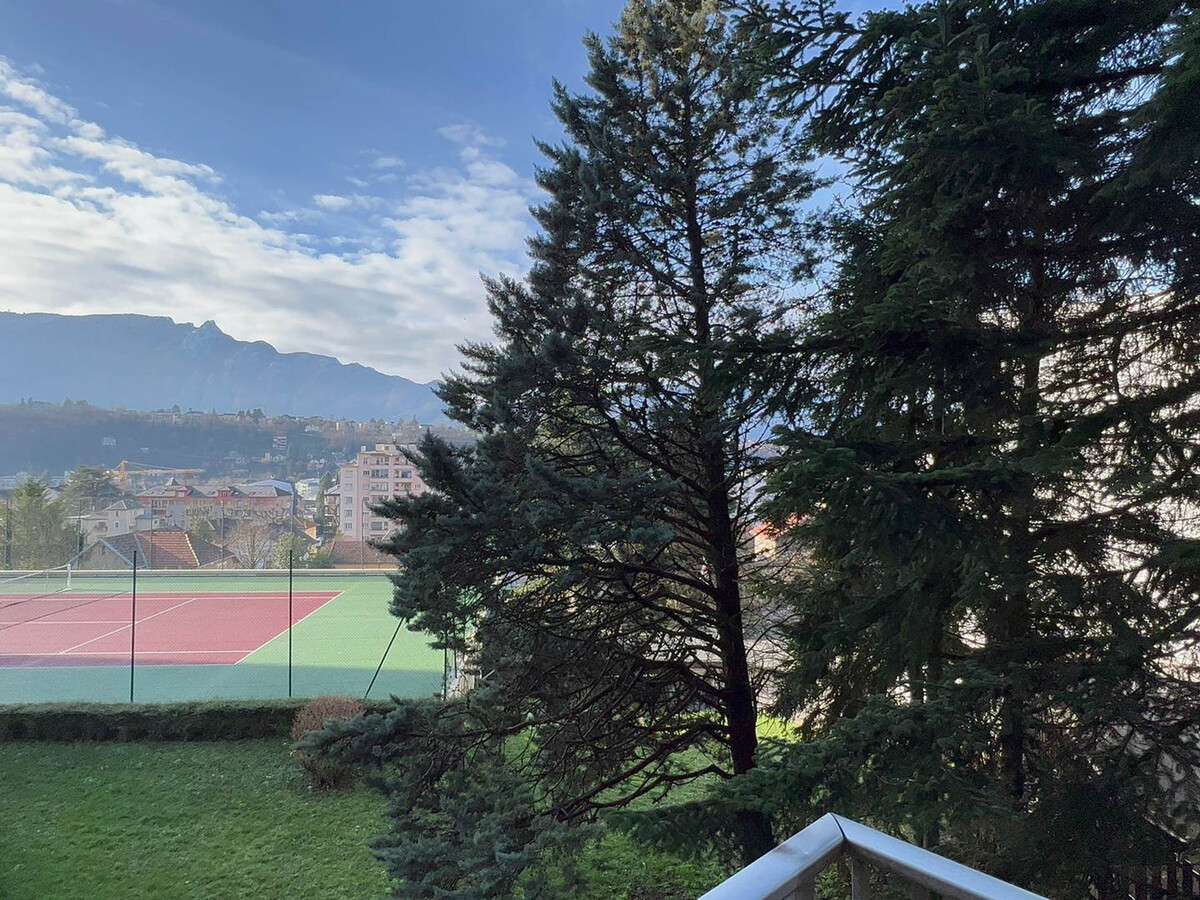 T2 Bis 35 m² avec balcon et parking à Aix-les-Bains - Photo 5