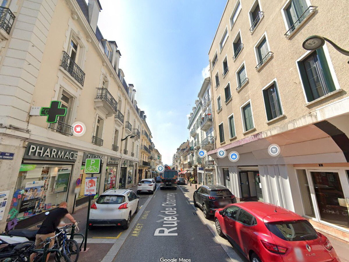 Studio centre-ville Aix-les-Bains, vue Dent du Chat - Photo 10