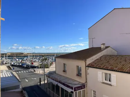Location appartement à Valras Plage, T2 Centre-Ville avec Climatisation, Proche Plage, 4 Pers