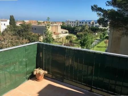 Location appartement à Valras Plage, Charmant T2 avec terrasse, climatisation, parking - Valras-Plage