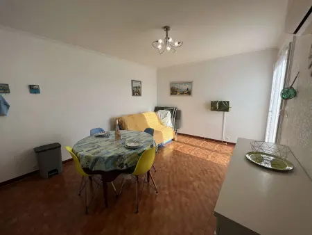 Charmant T2 avec terrasse, climatisation, parking - Valras-Plage - Photo 4