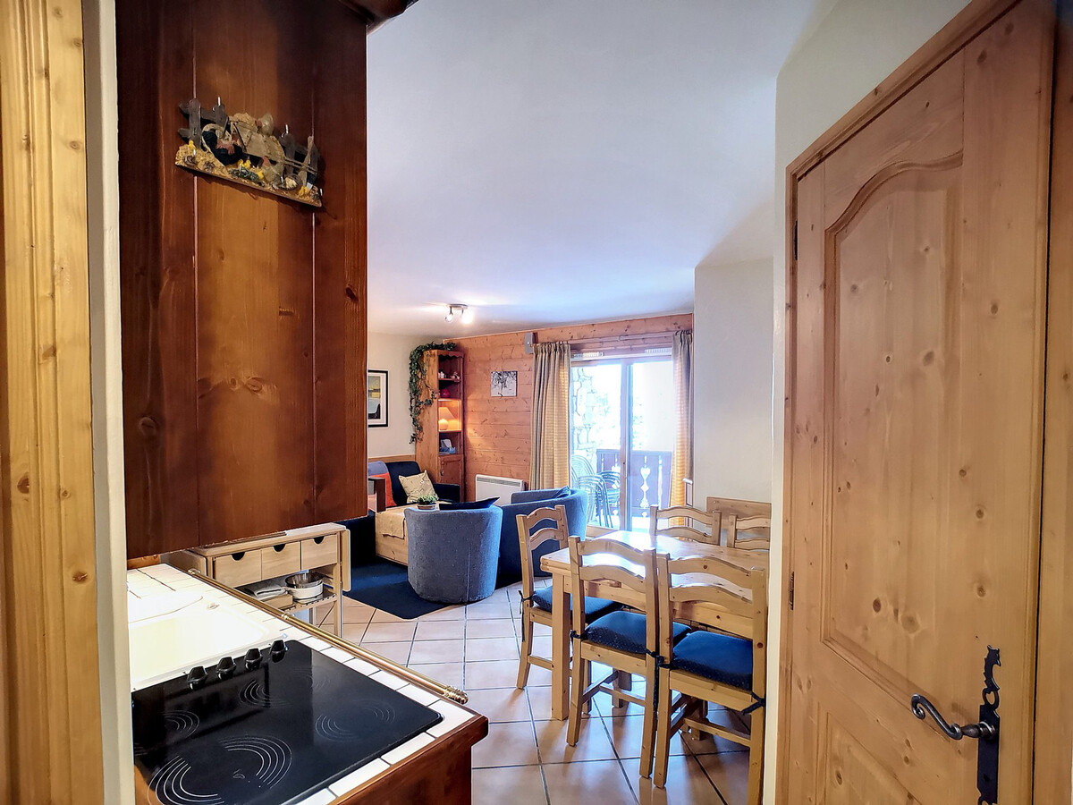 Apt 3P aux Menuires, balcon sud, parking couvert - Photo 2