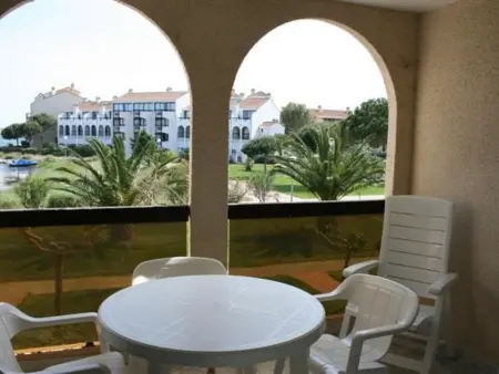 Location appartement à Port Barcarès, Appartement 4 pers - Le Barcarès - Piscine, Parkings, Terrains de Sport, Fitness