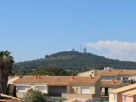 Location appartement à Cap d'Agde naturisme, Studio climatisé pour 2 avec piscine, terrasse et parking à Agde