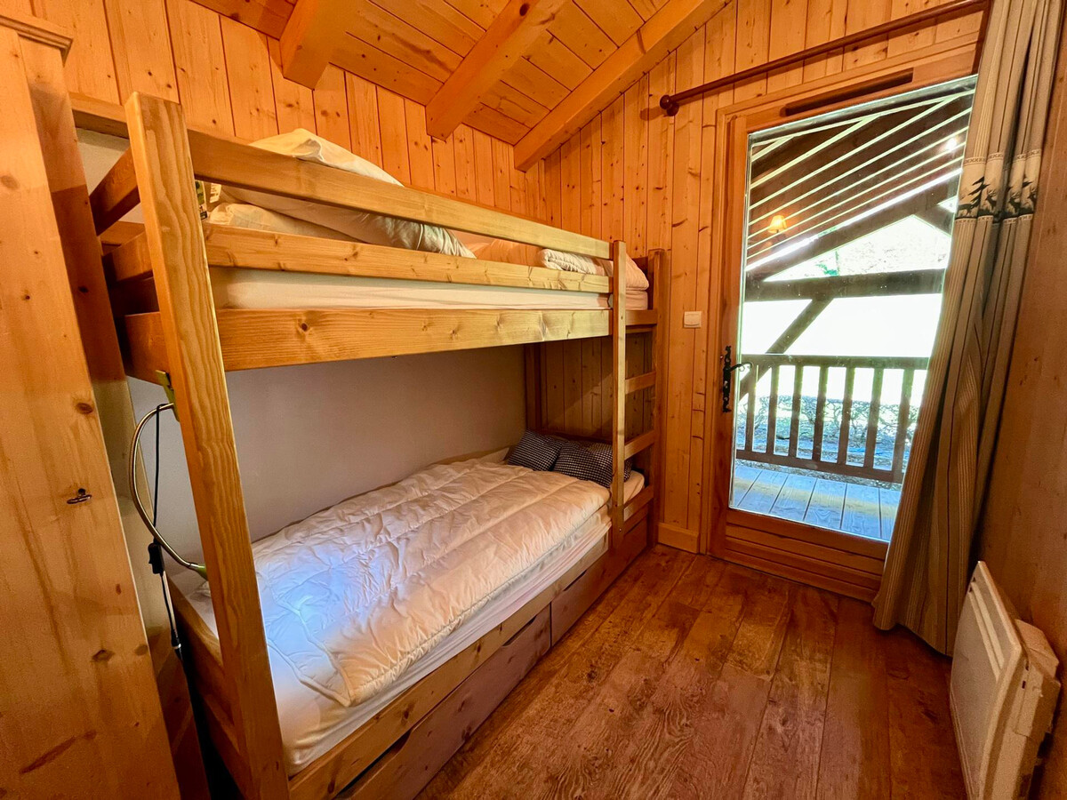 Super Duplex 90m² à Samoëns avec Balcon et Garage - Photo 13
