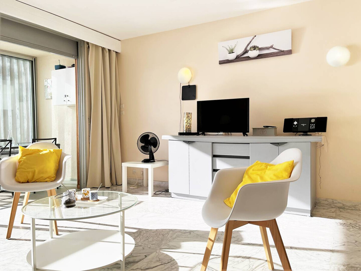 Appartement vue mer Cavalière, accès direct plage - Photo 3