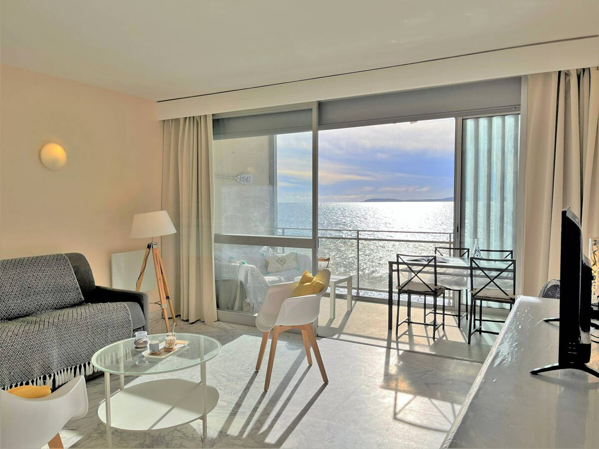 Appartement vue mer Cavalière, accès direct plage - Photo 8