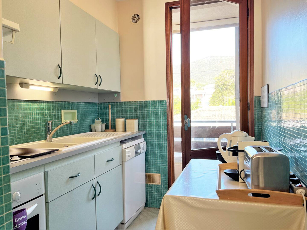 Appartement vue mer Cavalière, accès direct plage - Photo 11