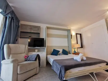 Studio en première ligne de mer à Platja d'Aro : photo 5