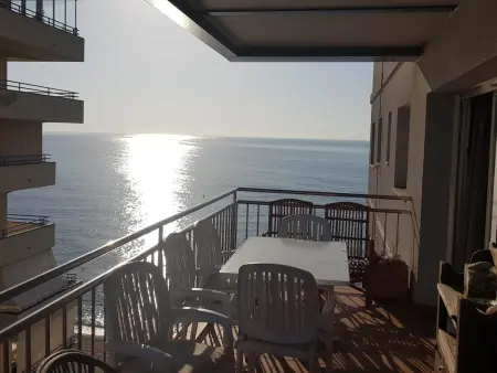 Appartement Alofs : front de mer avec terrasse à Platja d'Aro : photo 7