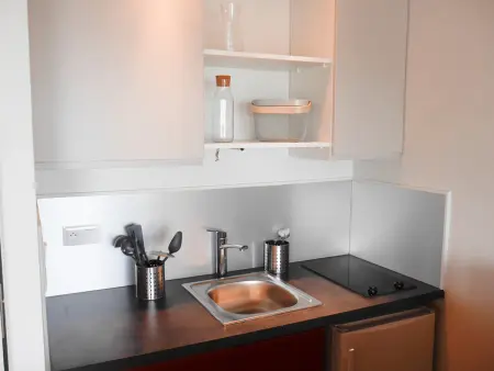 Appartement rénové face à la plage du Palais - Photo 4