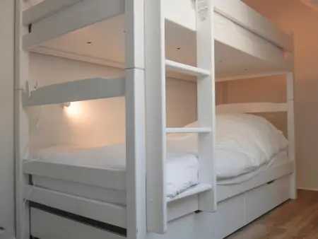 Appartement rénové face à la plage du Palais - Photo 9