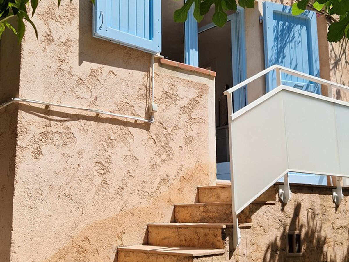 Appartement Hyères : 2 pièces, jardin privé, 5 min plage - Photo 8