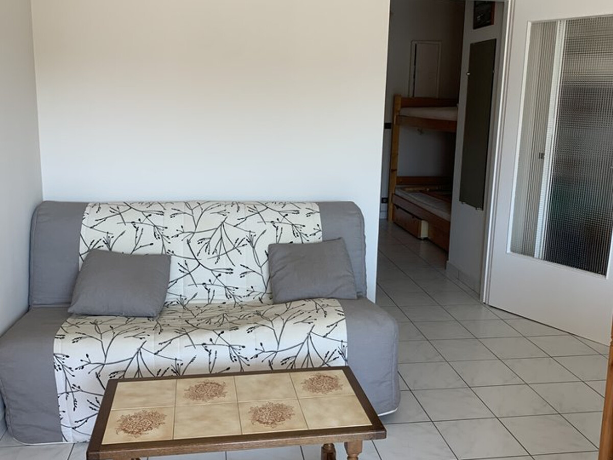 Studio Cabine 4 pers. à Hyères : piscine et parking - Photo 3