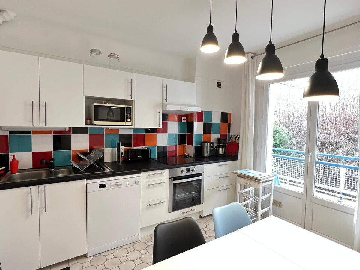 T3 lumineux 73 m² centre Aix-les-Bains, 2 balcons - Photo 2