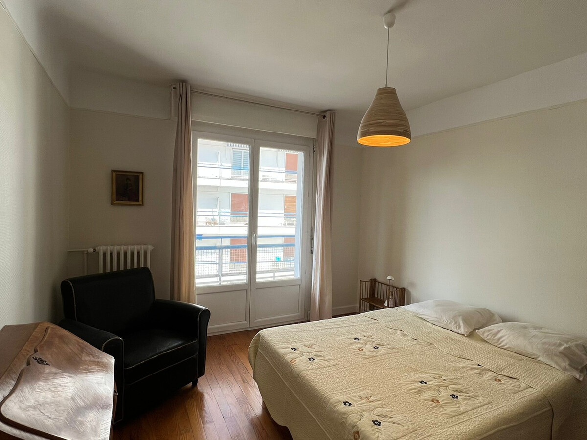 T3 lumineux 73 m² centre Aix-les-Bains, 2 balcons - Photo 3