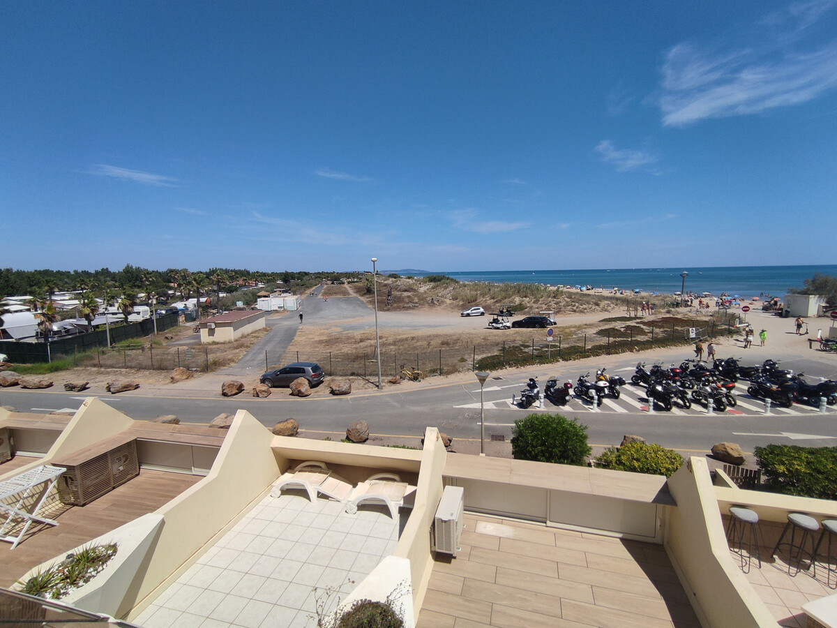 Studio climatisé vue mer, terrasse 12m², Cap d'Agde - Photo 2
