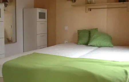 Appartement 2 chambres avec piscine intérieure à Saint-Affrique : photo 27