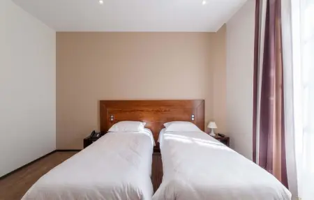 Appartement 2 chambres avec piscine intérieure à Saint-Affrique : photo 29