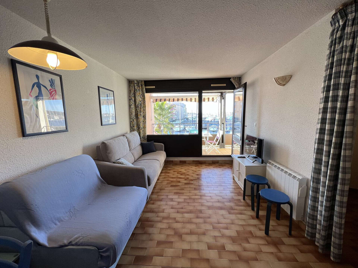 Studio cabine 4 pers. avec piscine et parking à Cap d'Agde - Photo 3