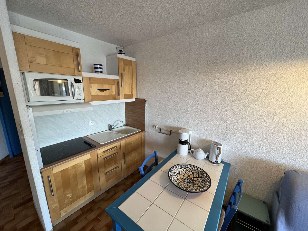Studio cabine 4 pers. avec piscine et parking à Cap d'Agde - Photo 4