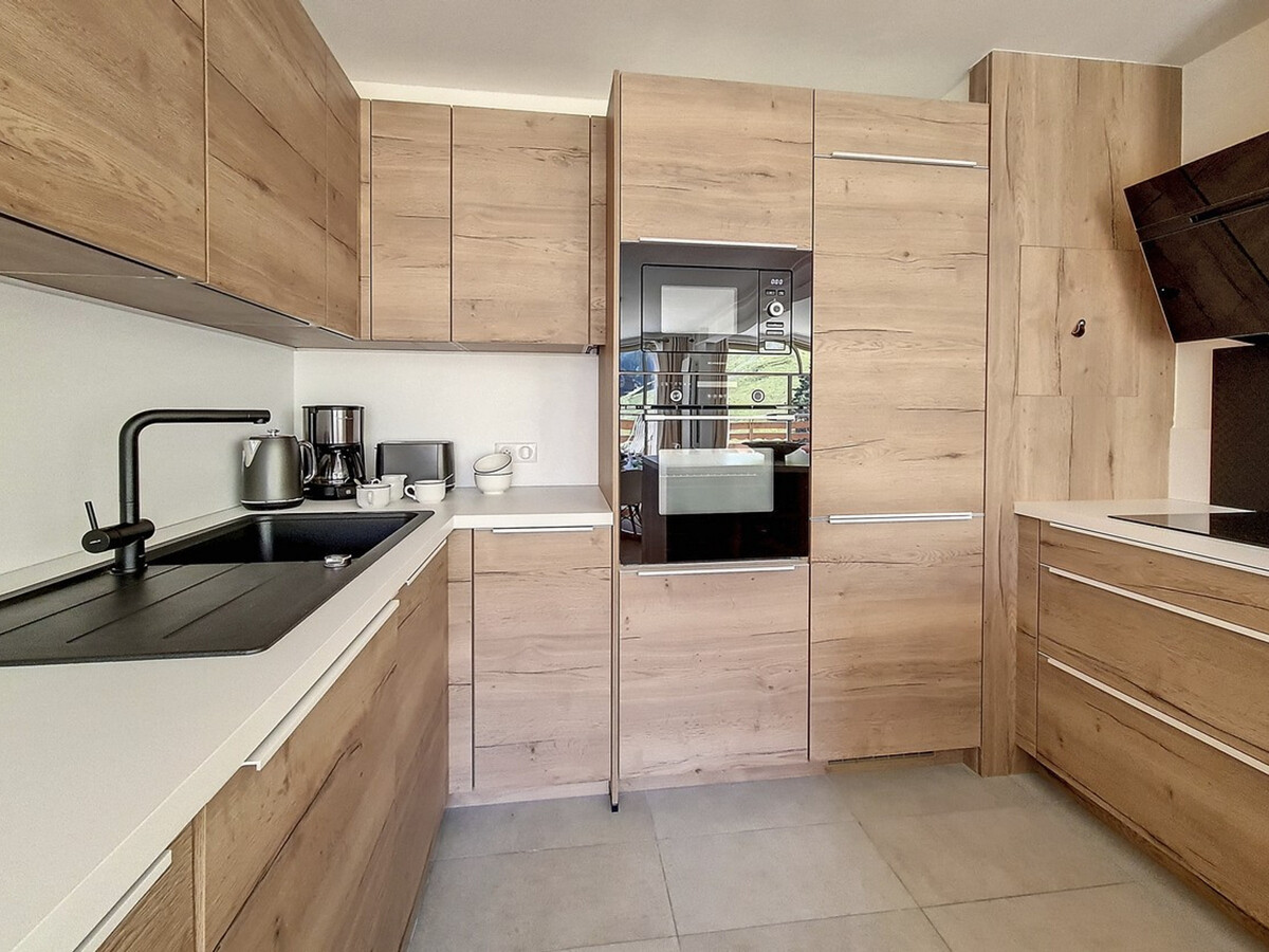 Apt 98 m² rénové, ski aux pieds à Mottaret, parking privé - Photo 9