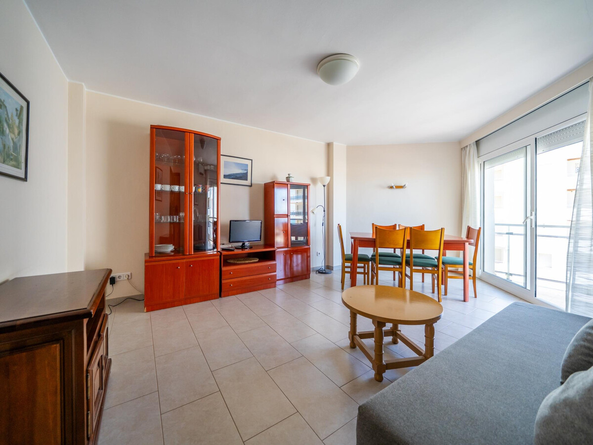 Appartement face à la mer à Torredembarra, 2 ch, balcon - Photo 2