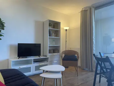 Appartement rénové 2023, clim, terrasse montagne à Banyuls : photo 2