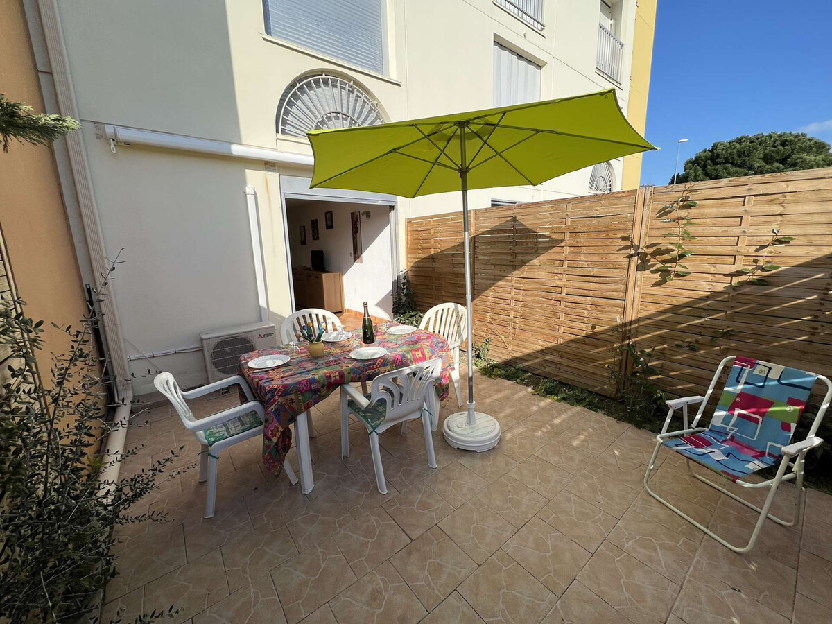 T2 climatisé avec parking à 800 m de la plage - Photo 2