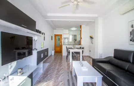 Appartement 2 chambres avec balcon à Torrevieja, près de la plage : photo 9