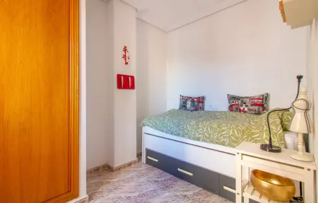 Appartement 2 chambres avec balcon à Torrevieja, près de la plage : photo 11