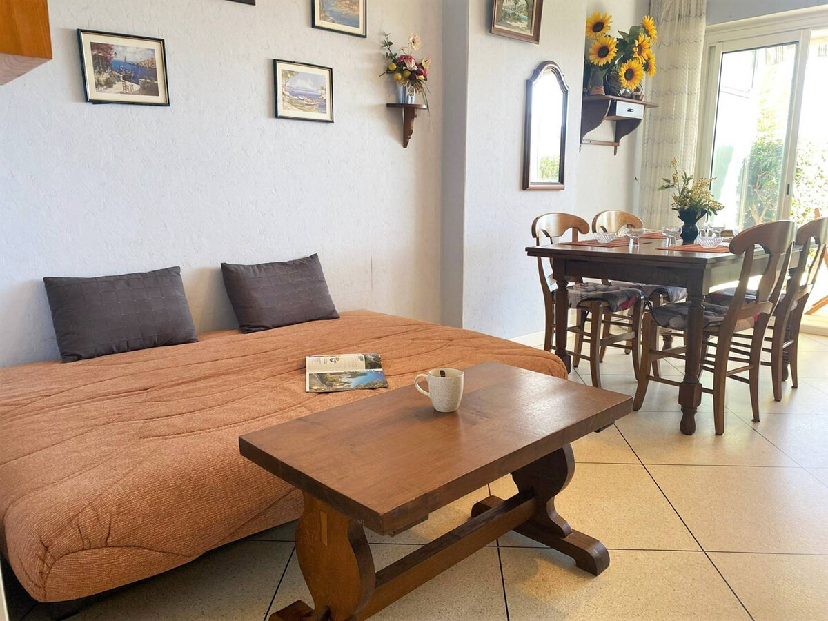 Appartement pieds dans l'eau au Lavandou, parking inclus - Photo 7