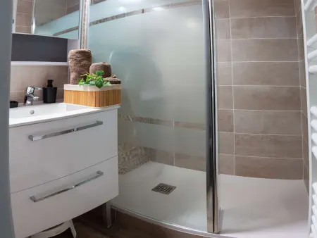 Appartement 5 pers avec WiFi à Saint-Lary, vue Pyrénées : photo 8