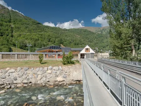 Appartement 5 pers avec WiFi à Saint-Lary, vue Pyrénées : photo 14