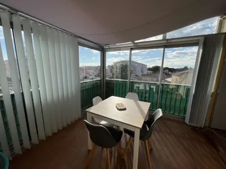 T2 Climatisé, Loggia Ensoleillée, Parking Privé, à 550m de la Plage - Valras-Plage - Photo 2