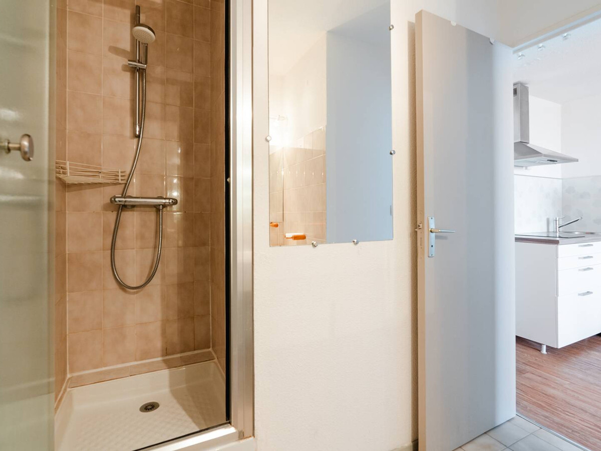 Appartement Gruissan avec parking privé, animaux acceptés - Photo 9